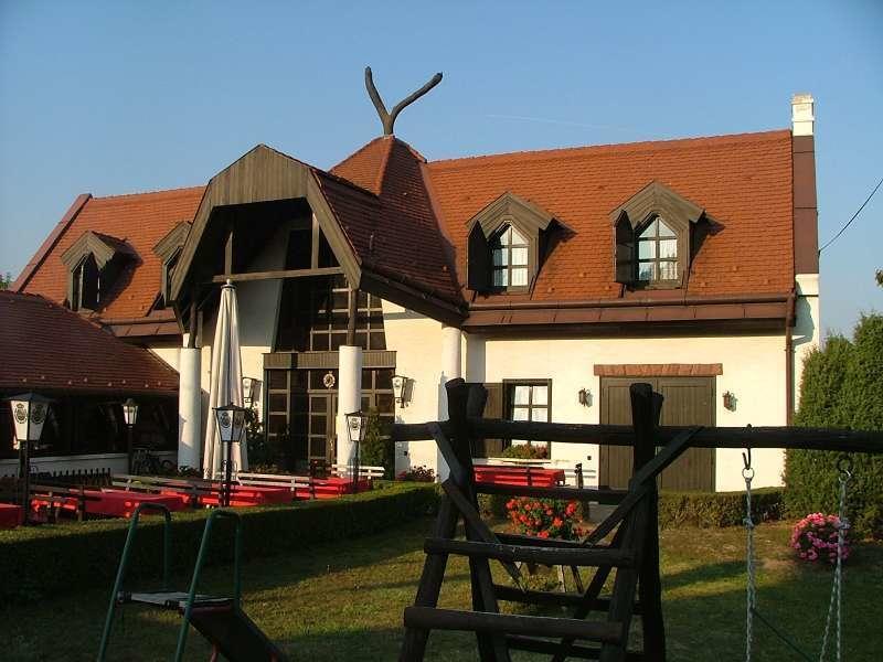 Agas Vendeghaz Hotel Csopak Exterior photo